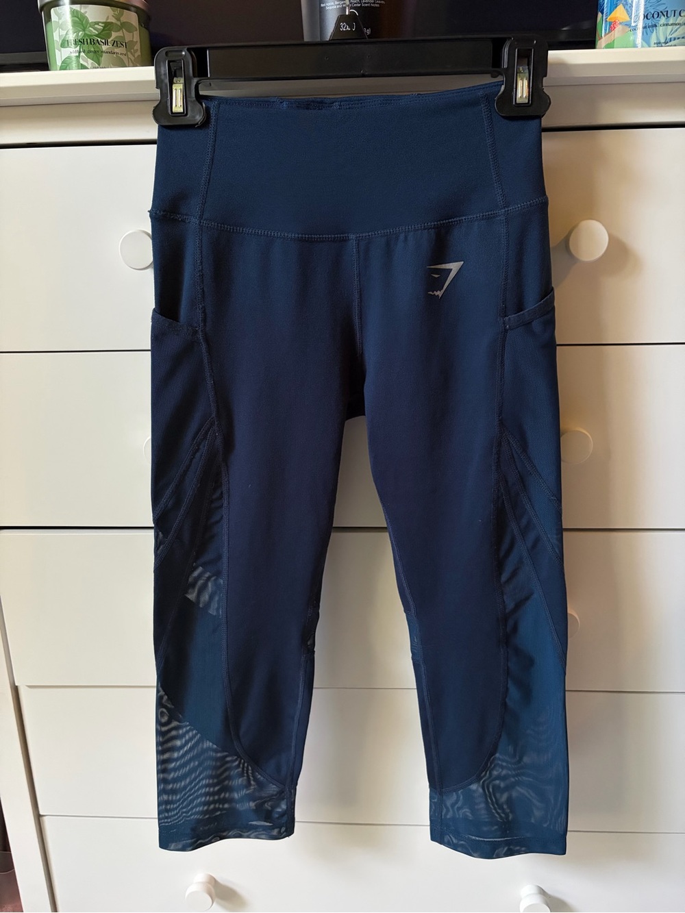 🦈 GYMSHARK WOMENS SIZE SMALL BLUE CROPPED LEGGINGS